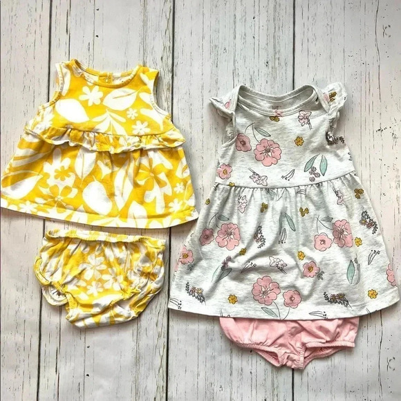 Carter’s bundle of 2 matching baby girl outfits  Size 6 months - Picture 1 of 7